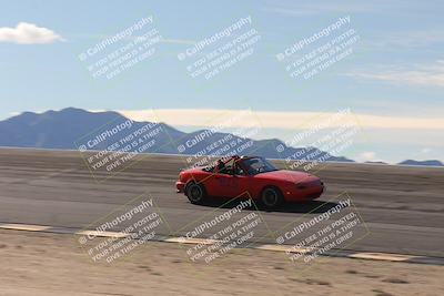 media/Jan-04-2026-SCCA SD (Sun) [[defc442887]]/4-Novice Group/Session 2 Bowl Speed Pans/